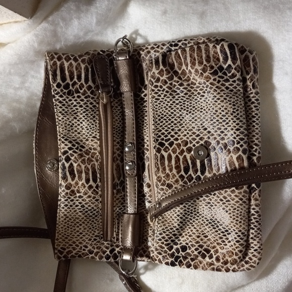 NINE WEST Crossbody Bag Purse Clutch Animal Print Snap Zip Comparts. Logo Lined - Picture 6 of 8